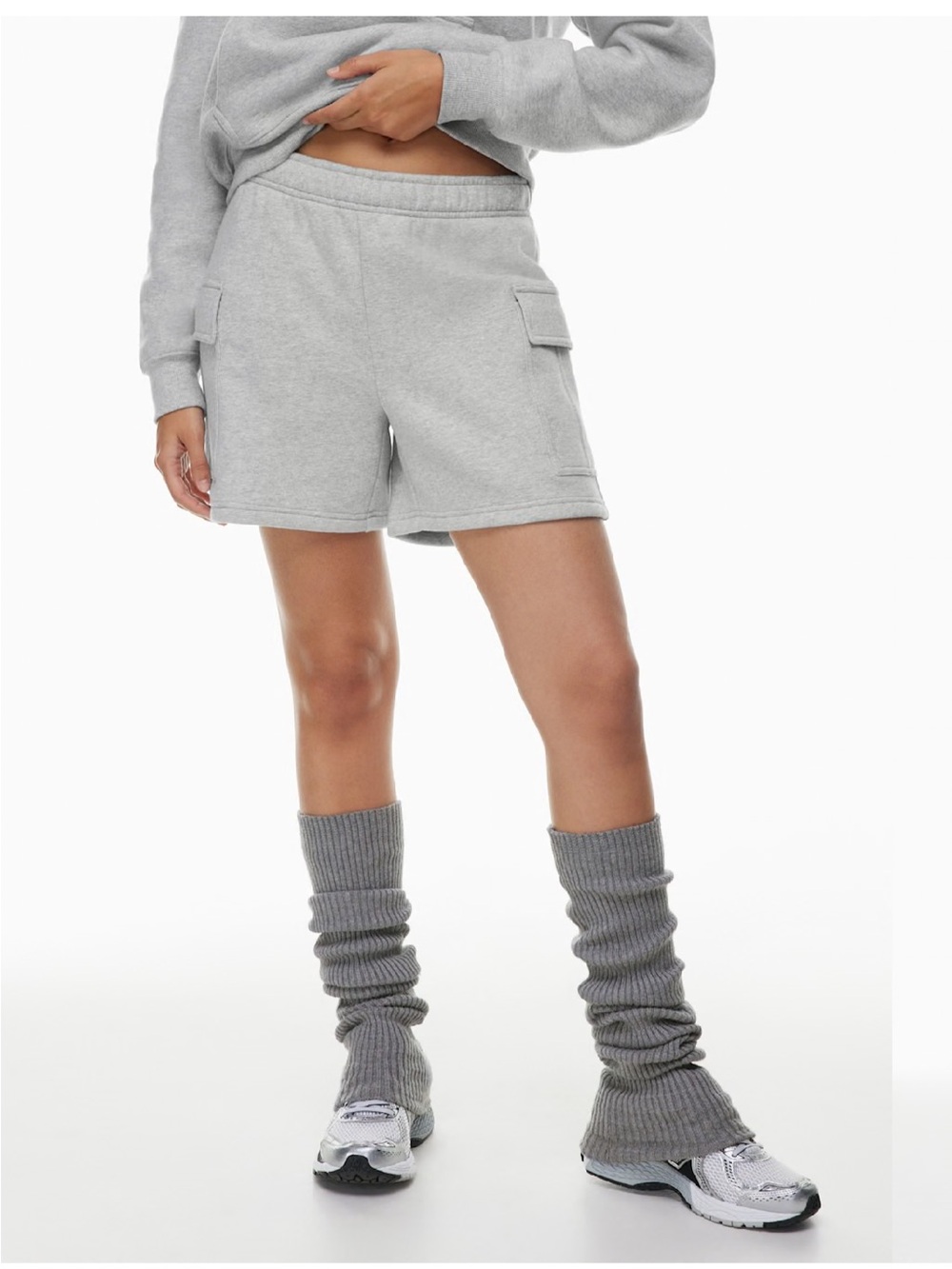 Aritzia • Cozy Fleece Mega Cargo™ Mid-Thigh Short • Size Small